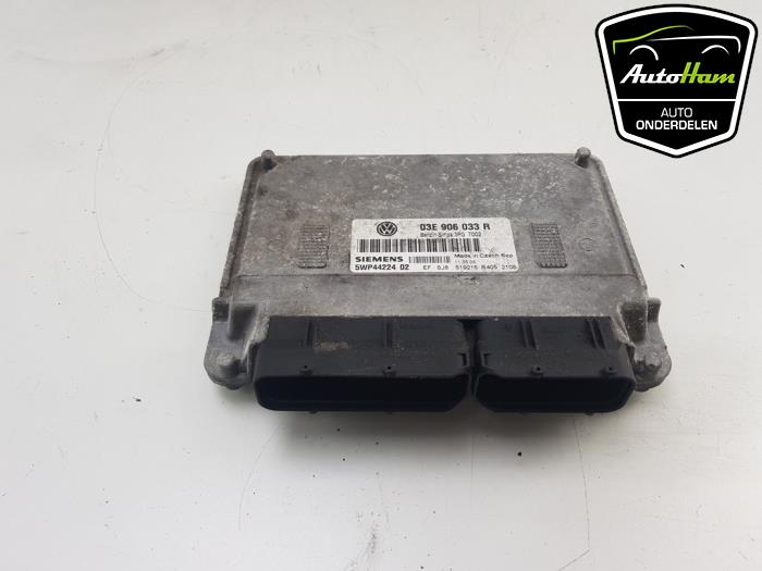 Engine management computer from a Volkswagen Polo IV (9N1/2/3) 1.2 12V 2006
