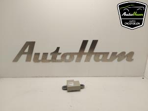 Usados Antena (varios) BMW 5 serie (F10) 550i xDrive V8 32V TwinPower Turbo Precio € 20,00 Norma de margen ofrecido por AutoHam
