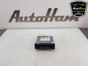 Used DVD player BMW 5 serie (F10) 550i xDrive V8 32V TwinPower Turbo Price € 300,00 Margin scheme offered by AutoHam