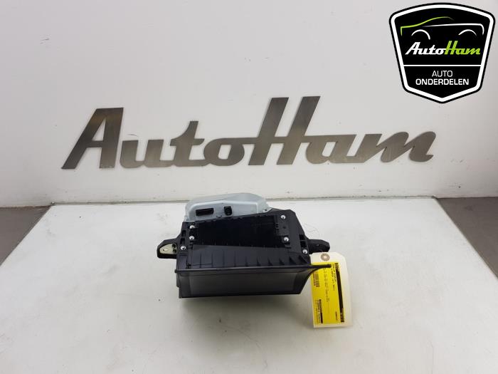 Gebrauchte Frontscheibenanzeige BMW 5 serie (F10) 550i xDrive V8 32V TwinPower Turbo Preis auf Anfrage angeboten von AutoHam