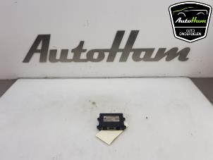 Usagé Antenne amplificateur Audi S6 Avant (C7) 4.0 V8 TFSI Prix € 50,00 Règlement à la marge proposé par AutoHam