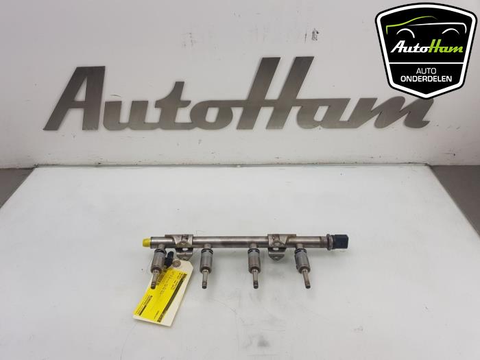 Fuel injector nozzle from a Volkswagen Golf VII (AUA) 1.2 TSI BlueMotion 16V 2012