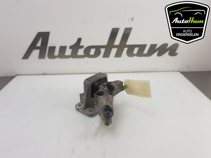 Used Engine mount Renault Grand Scénic III (JZ) 1.4 16V TCe 130 Price € 20,00 Margin scheme offered by AutoHam