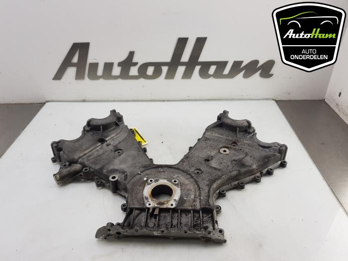 Usagé Couvercle de distribution Porsche Cayenne (9PA) 4.5 V8 32V Turbo Prix € 85,00 Règlement à la marge proposé par AutoHam