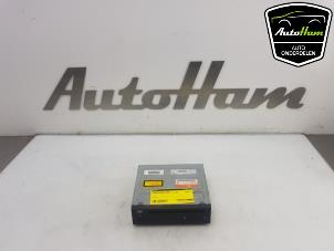 Usados Unidad de control multimedia Landrover Range Rover Sport (LS) 2.7 TDV6 24V Precio de solicitud ofrecido por AutoHam