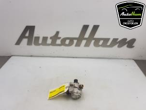 Używane Mechaniczna pompa paliwa Volkswagen Golf VII (AUA) 1.2 TSI BlueMotion 16V Cena € 65,00 Procedura marży oferowane przez AutoHam