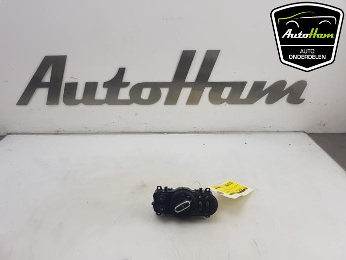 Gebrauchte Licht Schalter Mini Clubman (F54) 1.5 Cooper 12V Preis € 40,00 Margenregelung angeboten von AutoHam