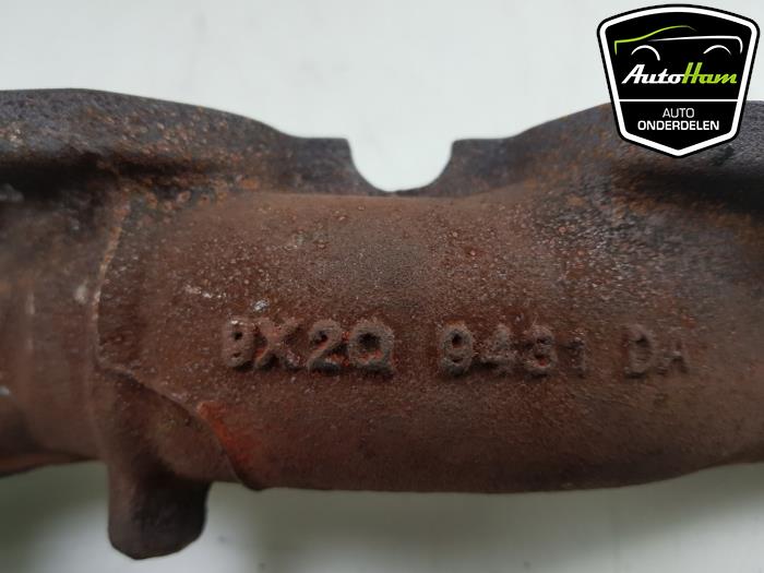 Exhaust manifold from a Land Rover Discovery IV (LAS) 3.0 SD V6 24V 2013