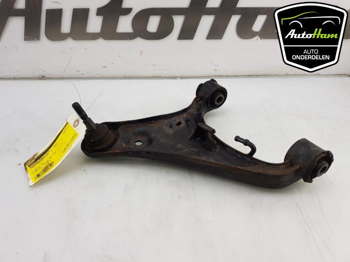 Front wishbone, right from a Land Rover Discovery IV (LAS) 3.0 SD V6 24V 2013