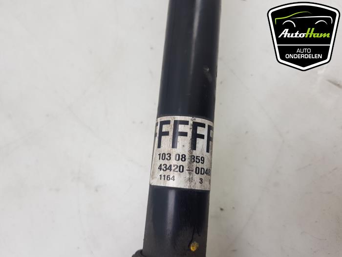 Front drive shaft, left from a Toyota Yaris III (P13) 1.5 16V Dual VVT-iE 2020