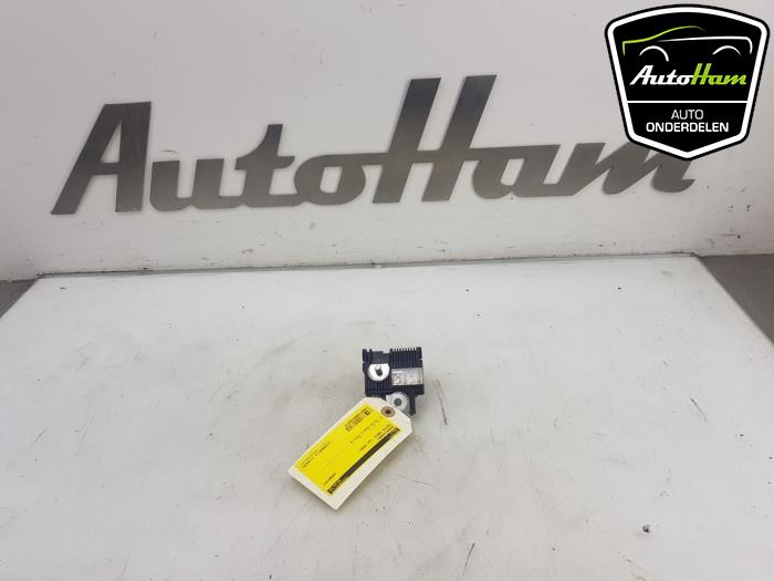 Toyota Yaris Fuse boxes stock