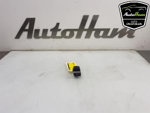 Gebrauchte Handbremse Schalter Audi A3 Sportback (8VA/8VF) 1.4 16V g-tron Preis € 20,00 Margenregelung angeboten von AutoHam