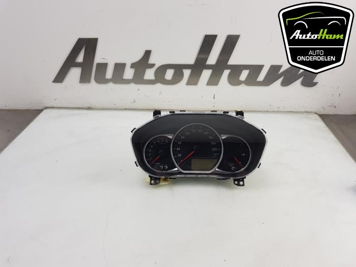 Begagnade Instrumentpanel Toyota Yaris III (P13) 1.0 12V VVT-i Pris € 125,00 Marginaltabell erbjuds av AutoHam
