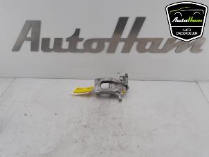 Used Rear brake calliper, left Opel Corsa F (UB/UP) 1.2 12V 100 Price € 50,00 Margin scheme offered by AutoHam