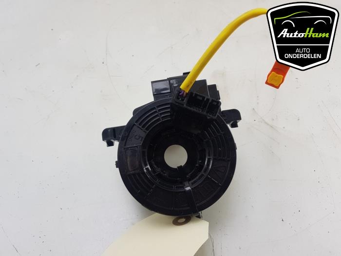Airbagring from a Toyota Yaris III (P13) 1.5 16V Dual VVT-iE 2020
