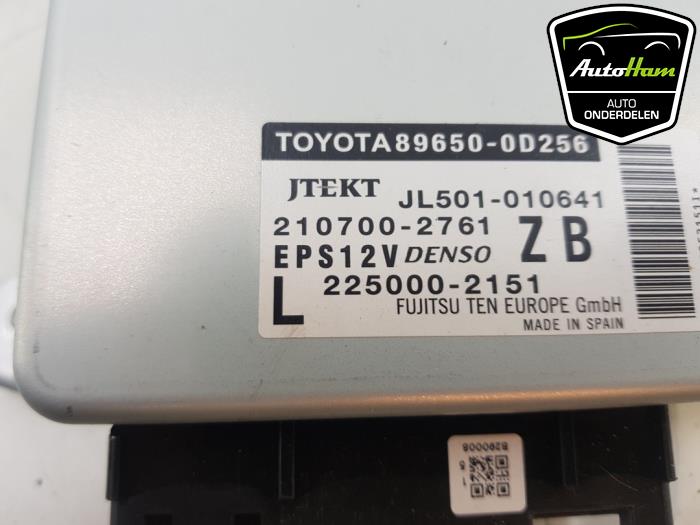 Ordenador de dirección asistida de un Toyota Yaris III (P13) 1.5 16V Dual VVT-iE 2020