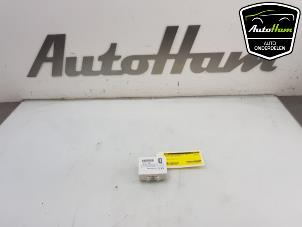 Used Central door locking module Toyota Yaris III (P13) 1.5 16V Dual VVT-iE Price € 50,00 Margin scheme offered by AutoHam