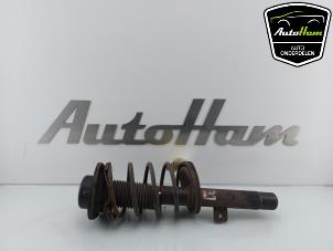 Used Fronts shock absorber, left Peugeot 206 SW (2E/K) 1.4 Price € 25,00 Margin scheme offered by AutoHam