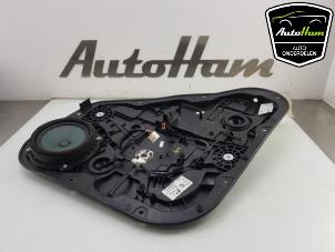 Używane Mechanizm szyby lewej tylnej wersja 4-drzwiowa Kia Sportage (QL) 1.6 GDI 16V 4x2 Cena € 60,00 Procedura marży oferowane przez AutoHam