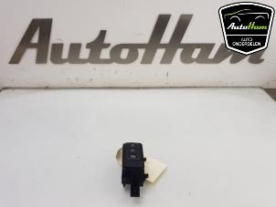 Gebrauchte Schalter Kia Sportage (QL) 1.6 GDI 16V 4x2 Preis € 30,00 Margenregelung angeboten von AutoHam