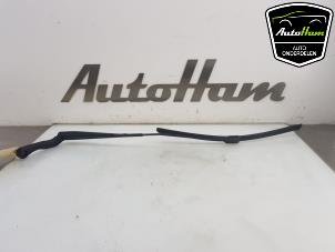 Used Front wiper arm Fiat Ducato (250) 2.3 D 130 Multijet Price € 10,00 Margin scheme offered by AutoHam