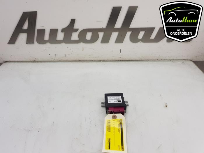 Usagé Module pompe carburant BMW 3 serie (F30) 318d 2.0 16V Prix € 20,00 Règlement à la marge proposé par AutoHam