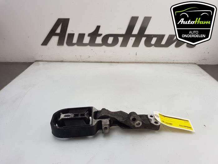 Used Engine mount Volvo V40 (MV) 2.0 D4 16V Price € 20,00 Margin scheme offered by AutoHam