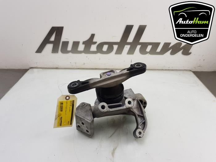 Used Engine mount Volvo V40 (MV) 2.0 D4 16V Price € 25,00 Margin scheme offered by AutoHam