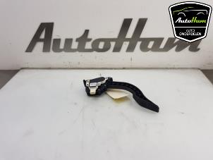 Used Accelerator pedal Opel Karl 1.0 12V Price € 25,00 Margin scheme offered by AutoHam