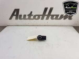 Używane Przelacznik swiatel Opel Karl 1.0 12V Cena € 25,00 Procedura marży oferowane przez AutoHam