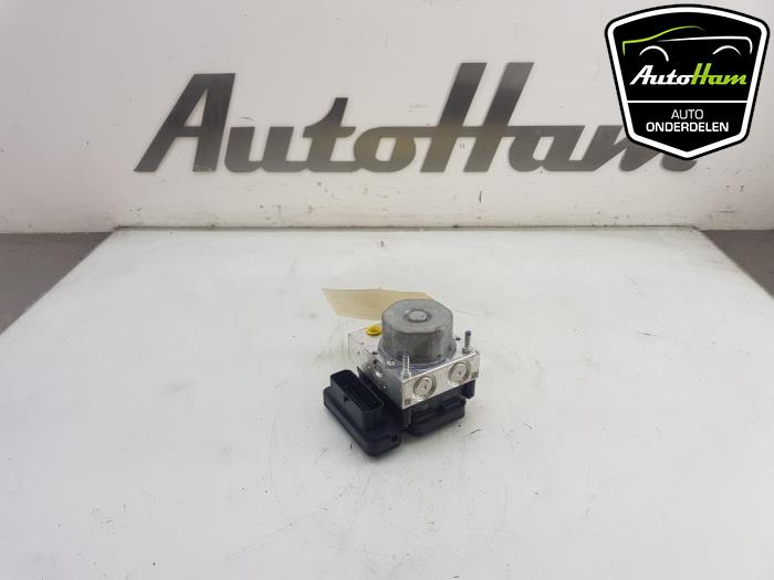 Używane Pompa ABS Mitsubishi Space Star (A0) 1.2 12V Cena € 95,00 Procedura marży oferowane przez AutoHam