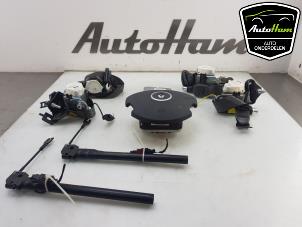 Used Airbag set + module Renault Clio III Estate/Grandtour (KR) 1.6 16V Price on request offered by AutoHam