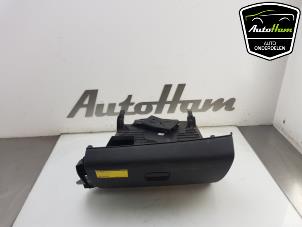 Used Glovebox Opel Vivaro 1.6 CDTI BiTurbo 140 Price € 30,00 Margin scheme offered by AutoHam