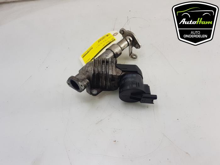 EGR valve from a BMW 3 serie (E92) 320i 16V Corporate Lease 2007