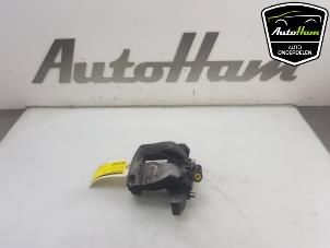 Used Front brake calliper, left Opel Grandland/Grandland X 1.2 Turbo 12V Price € 50,00 Margin scheme offered by AutoHam