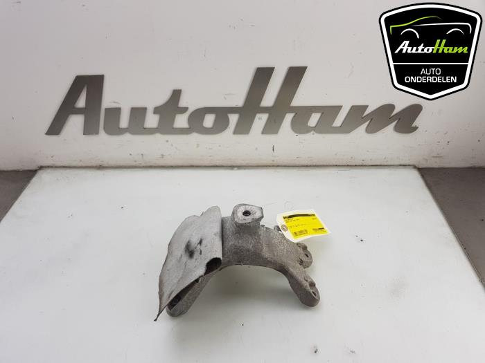 Usagé Support moteur Audi A4 (B8) 2.0 eTDI 16V Prix € 15,00 Règlement à la marge proposé par AutoHam