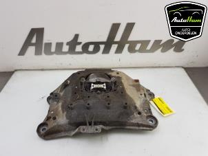 Used Gearbox mount Audi A4 (B8) 2.0 eTDI 16V Price € 100,00 Margin scheme offered by AutoHam