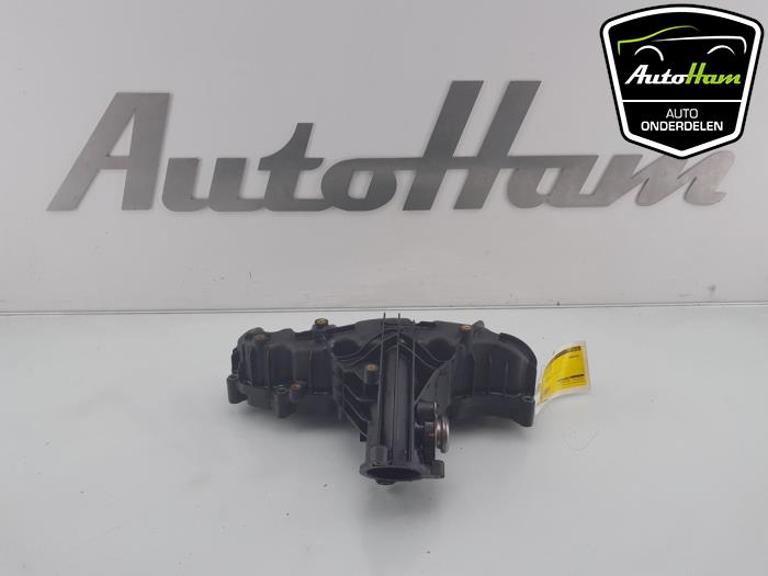 Używane Kolektor dolotowy Audi A4 (B8) 2.0 eTDI 16V Cena € 65,00 Procedura marży oferowane przez AutoHam