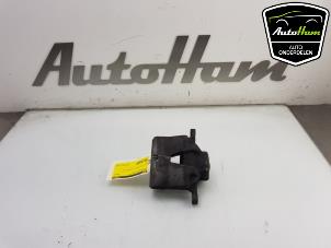 Used Front brake calliper, left Kia Sportage (QL) 1.6 GDI 16V 4x2 Price € 40,00 Margin scheme offered by AutoHam