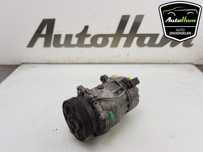 Usagé Pompe clim Seat Leon (1M1) 1.8 20V Turbo Prix € 75,00 Règlement à la marge proposé par AutoHam