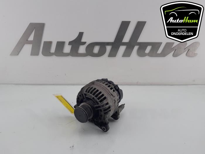 Begagnade Dynamo Volkswagen Polo IV (9N1/2/3) 1.4 TDI 70 Pris € 50,00 Marginaltabell erbjuds av AutoHam