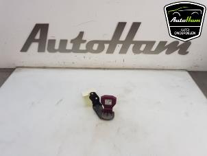 Usados Antena (varios) Audi A4 Avant (B9) 1.4 TFSI 16V Precio € 10,00 Norma de margen ofrecido por AutoHam