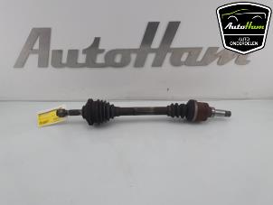 Used Front drive shaft, left Peugeot 206 (2A/C/H/J/S) 1.4 XR,XS,XT,Gentry Price € 25,00 Margin scheme offered by AutoHam