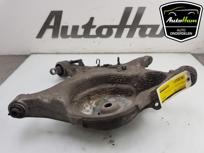 Rear wishbone, right from a Volvo XC90 II 2.0 T8 16V Twin Engine AWD 2019