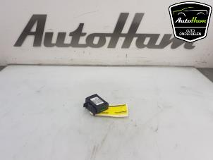 Used SIM card holder Volvo XC90 II 2.0 T8 16V Twin Engine AWD Price € 20,00 Margin scheme offered by AutoHam