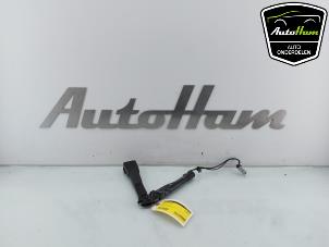 Used Seatbelt tensioner, right BMW 3 serie Touring (E91) 320i 16V Price € 50,00 Margin scheme offered by AutoHam