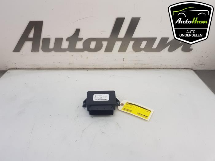 Używane Modul hamulca postojowego Renault Clio V (RJAB) 1.0 TCe 100 12V Cena € 65,00 Procedura marży oferowane przez AutoHam