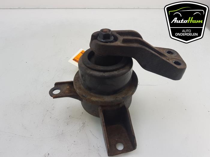 Engine mount from a Hyundai i20 1.4i 16V 2010