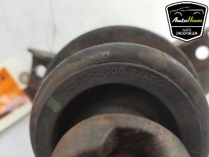 Engine mount from a Hyundai i20 1.4i 16V 2010