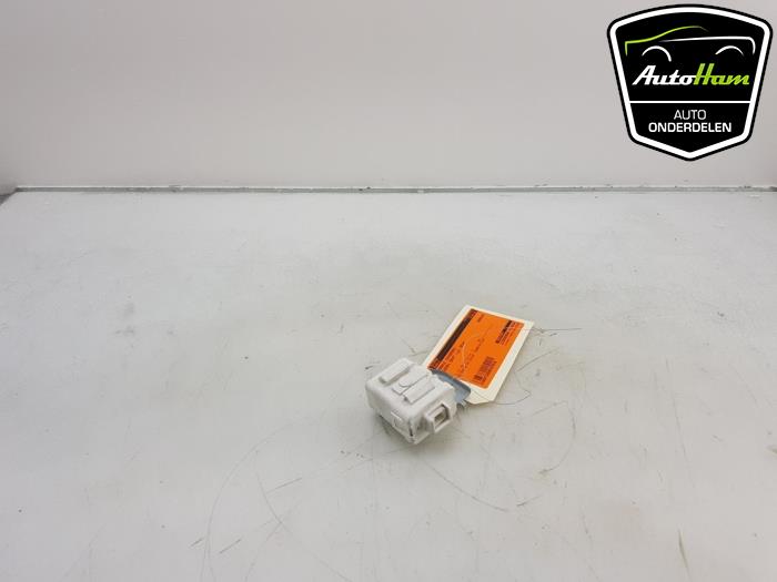 Używane Modul keyless vehicle Suzuki Swift (ZA/ZC/ZD) 1.2 16_ Cena € 25,00 Procedura marży oferowane przez AutoHam
